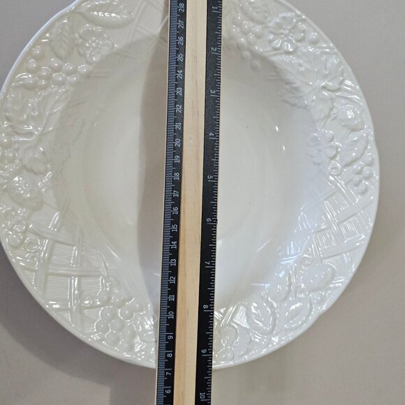 4 Mikasa English Countryside Soup Bowls 9" white embossed dishwasher microwave - Picture 6 of 9